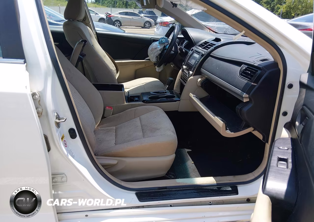 2014 Toyota Camry Le VIN:4T4BF1FK4ER388759 - 5