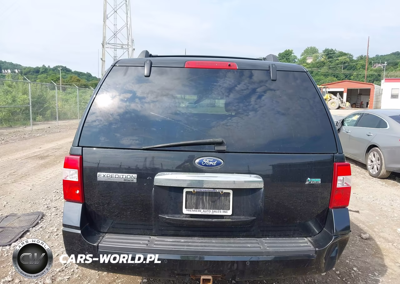 2013 Ford Expedition Limited VIN:1FMJU2A59DEF21589 - 16