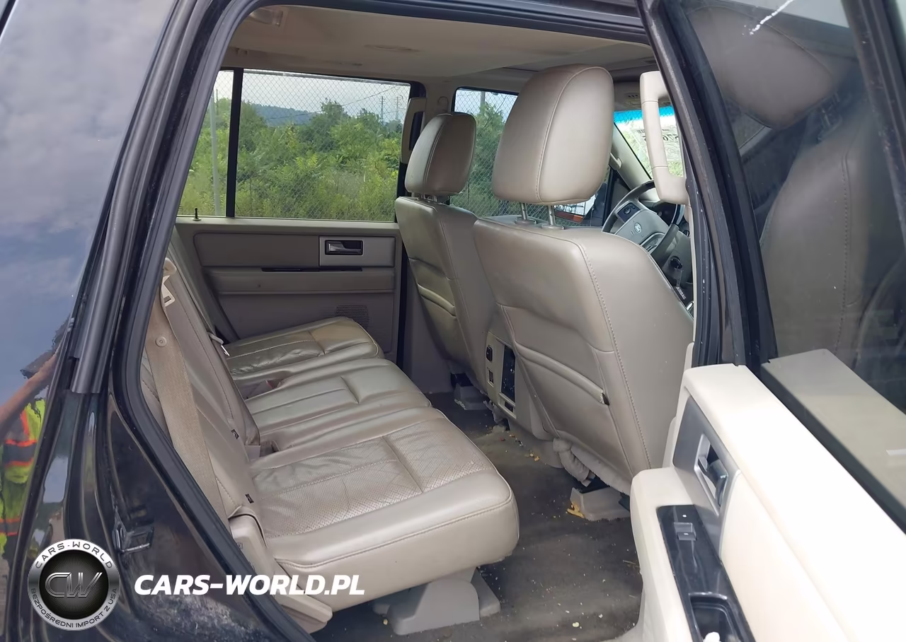 2013 Ford Expedition Limited VIN:1FMJU2A59DEF21589 - 8