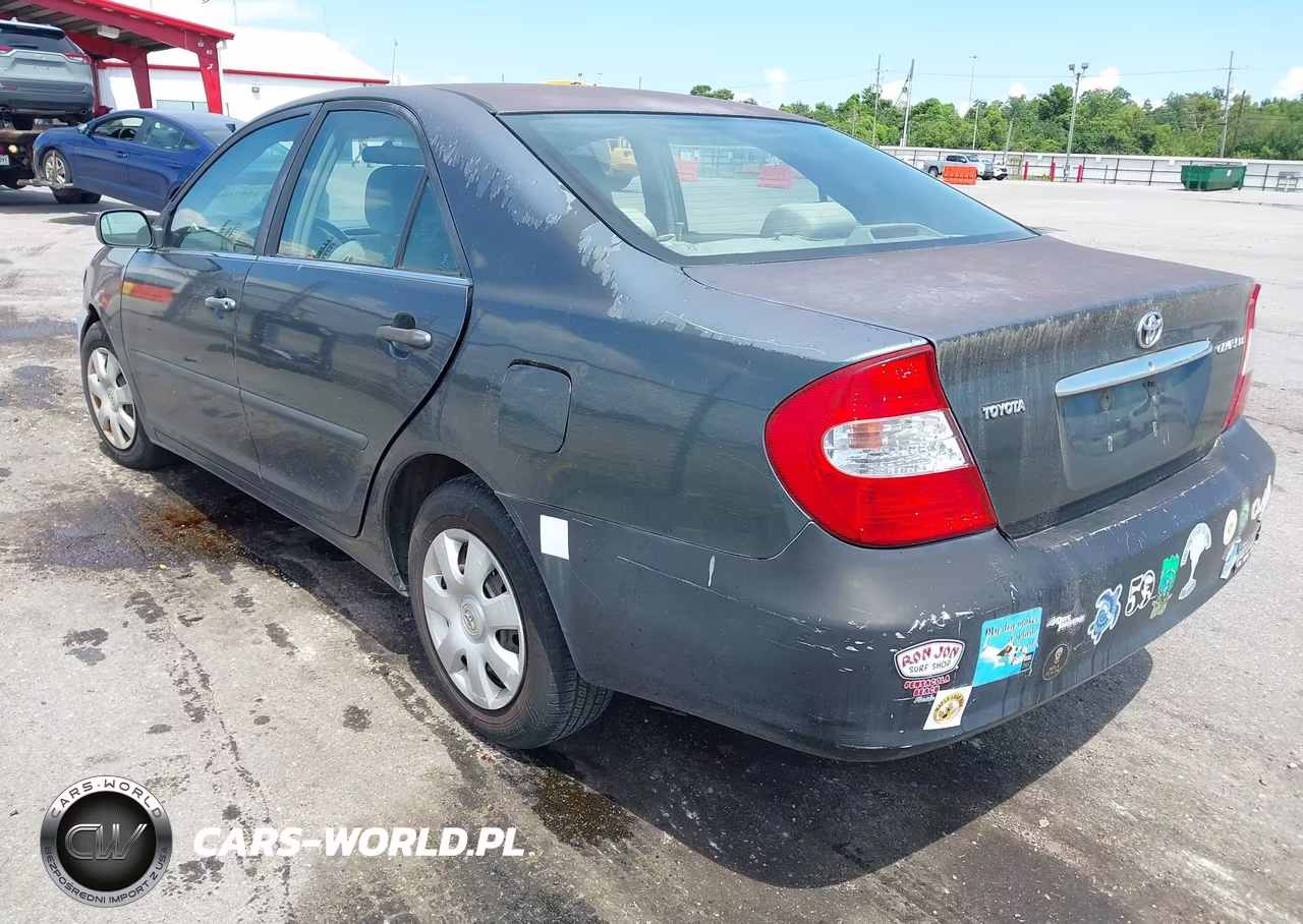 2003 Toyota Camry Le VIN:4T1BE32K23U663475 - 3