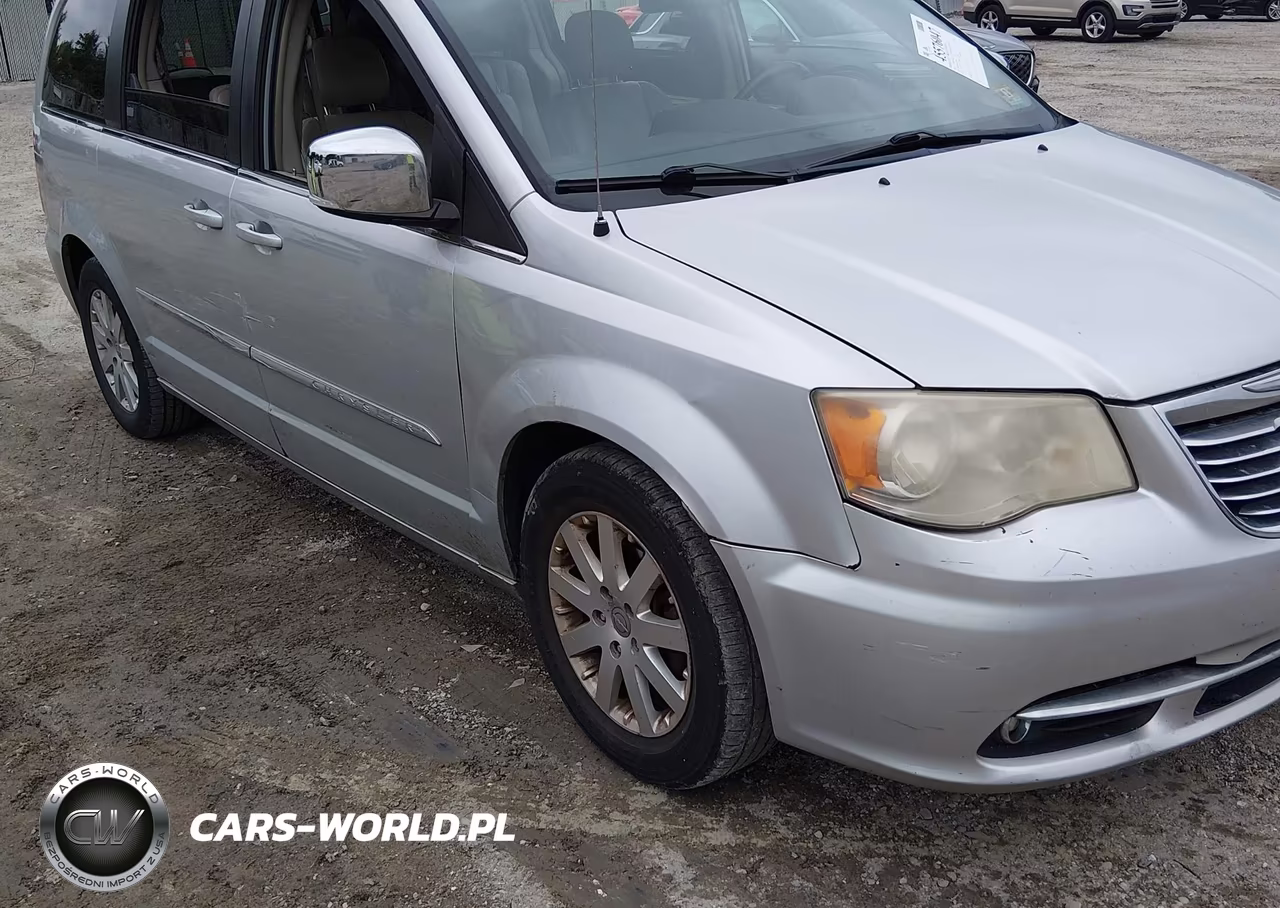 2011 Chrysler Town & Country Touring-L VIN:2A4RR8DG3BR779884 - 12