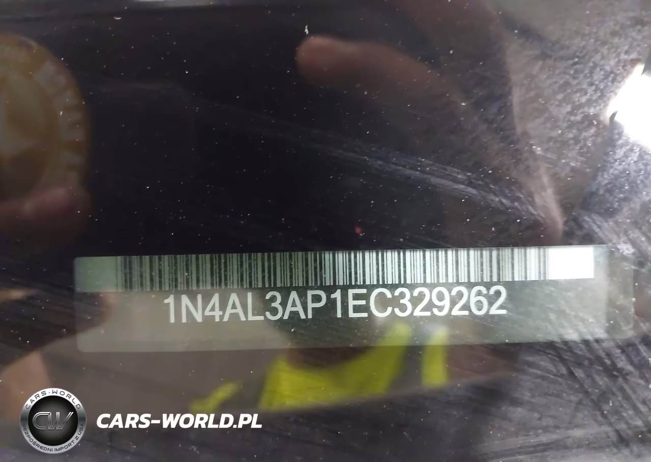 2014 Nissan Altima 2.5 S VIN:1N4AL3AP1EC329262 - 9