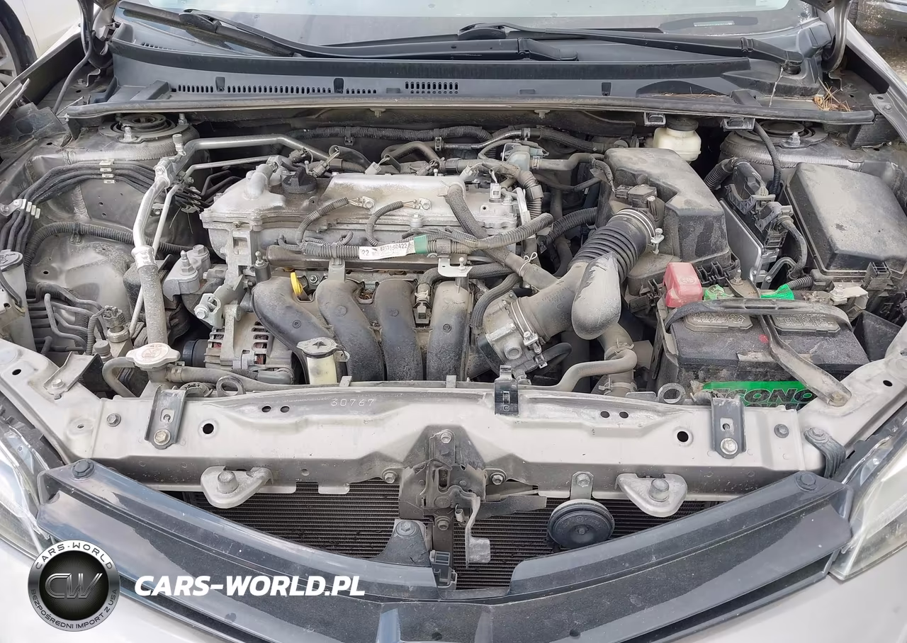 2018 Toyota Corolla Le VIN:5YFBURHE5JP806134 - 10