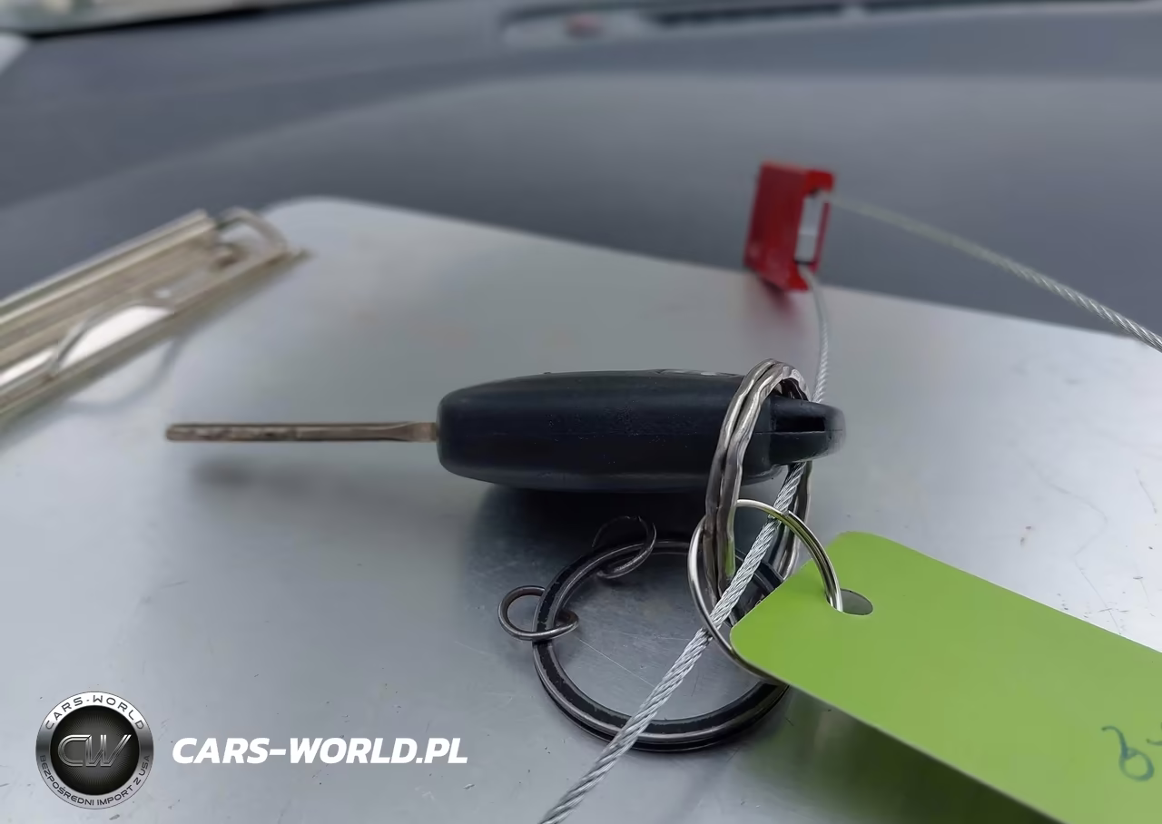 2018 Toyota Corolla Le VIN:5YFBURHE5JP806134 - 11