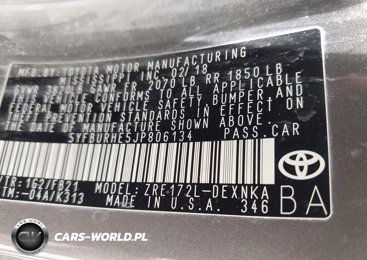2018 Toyota Corolla Le VIN:5YFBURHE5JP806134 - 9