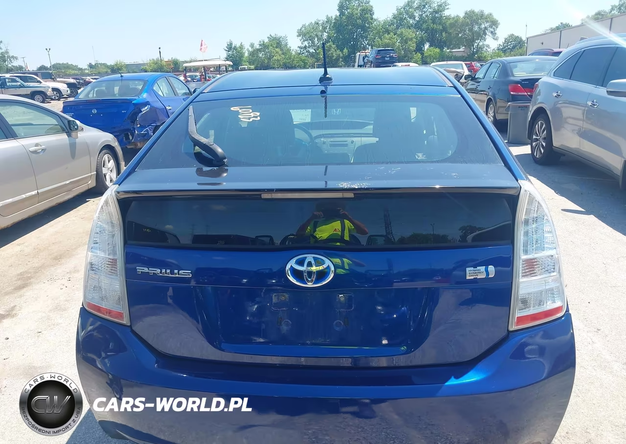 2011 Toyota Prius Three VIN:JTDKN3DU1B0288509 - 16