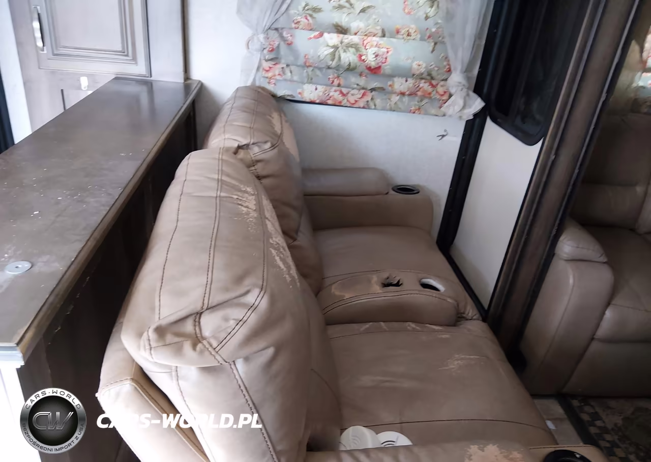 2018 Keystone Rv Other VIN:4YDF37325J4703494 - 12