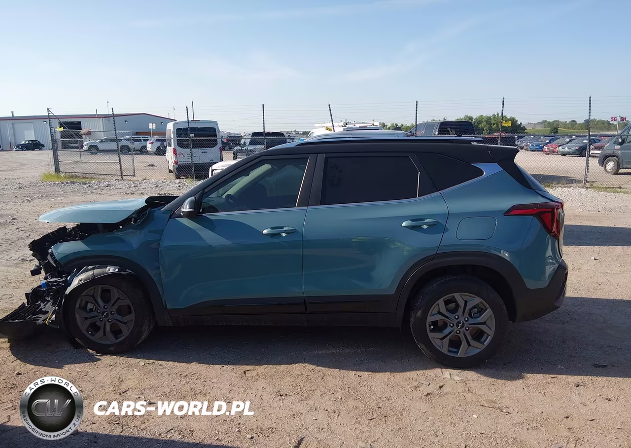 2024 Kia Seltos S VIN:KNDEUCAAXR7555609 - 13
