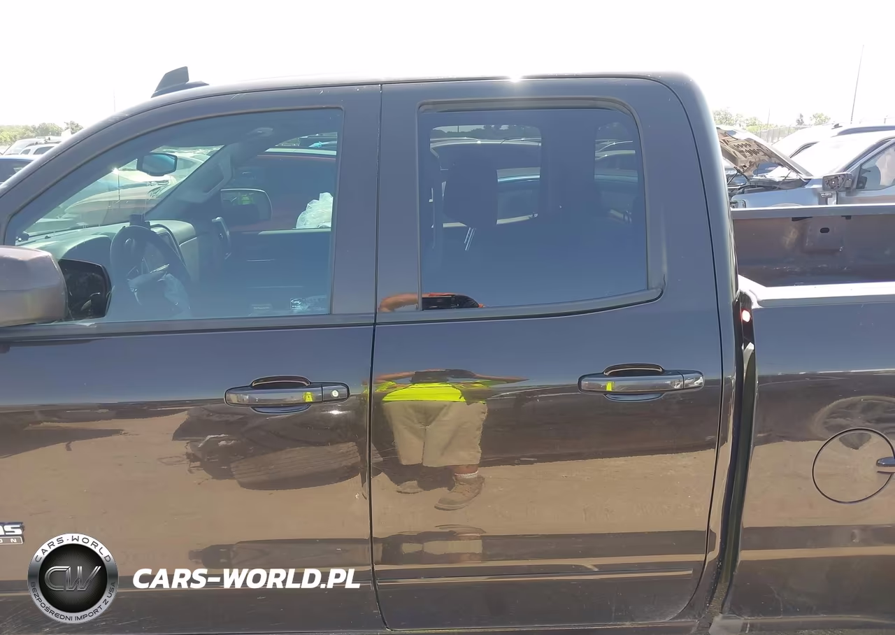 2018 Chevrolet Silverado 1500 1Lt VIN:1GCRCREC3JZ354422 - 14