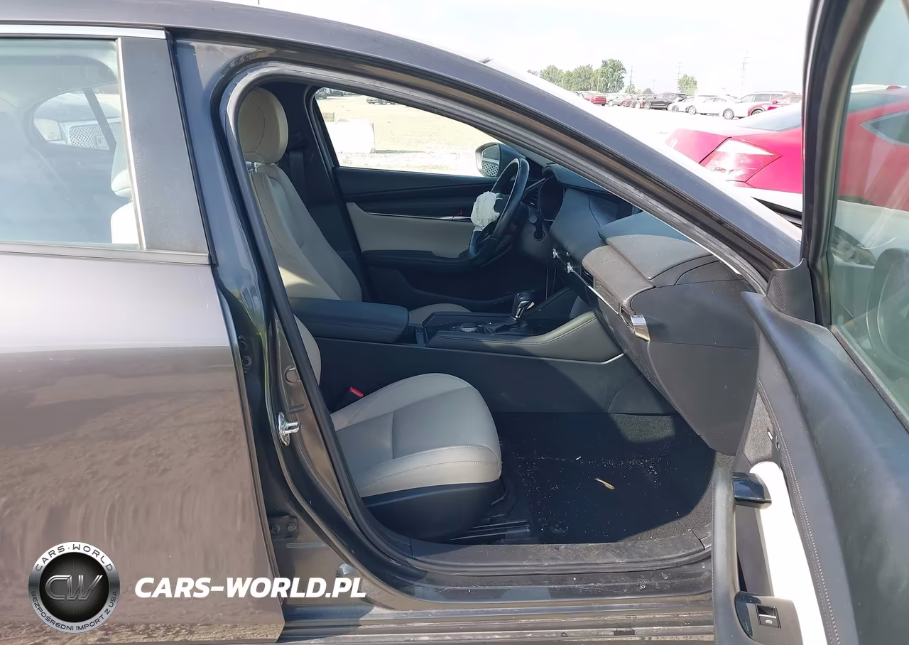 2019 Mazda Mazda3 Preferred Package VIN:3MZBPADLXKM111778 - 5