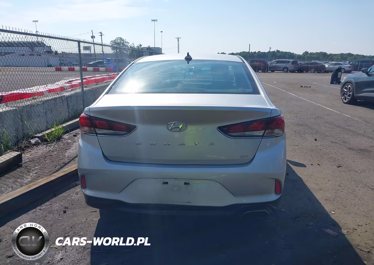 2018 Hyundai Sonata Se VIN:5NPE24AF7JH688366 - 16