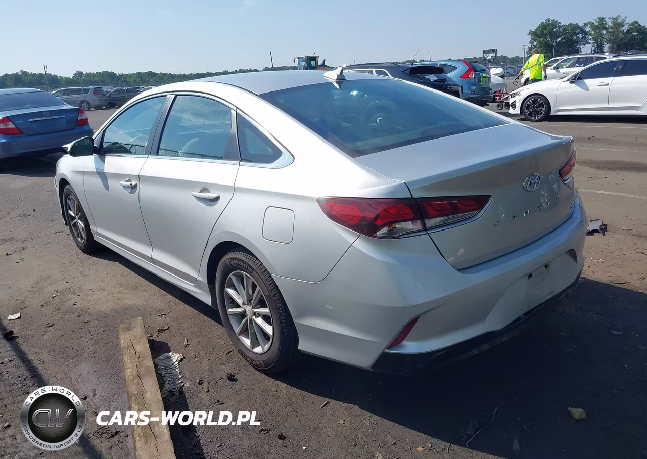 2018 Hyundai Sonata Se VIN:5NPE24AF7JH688366 - 3