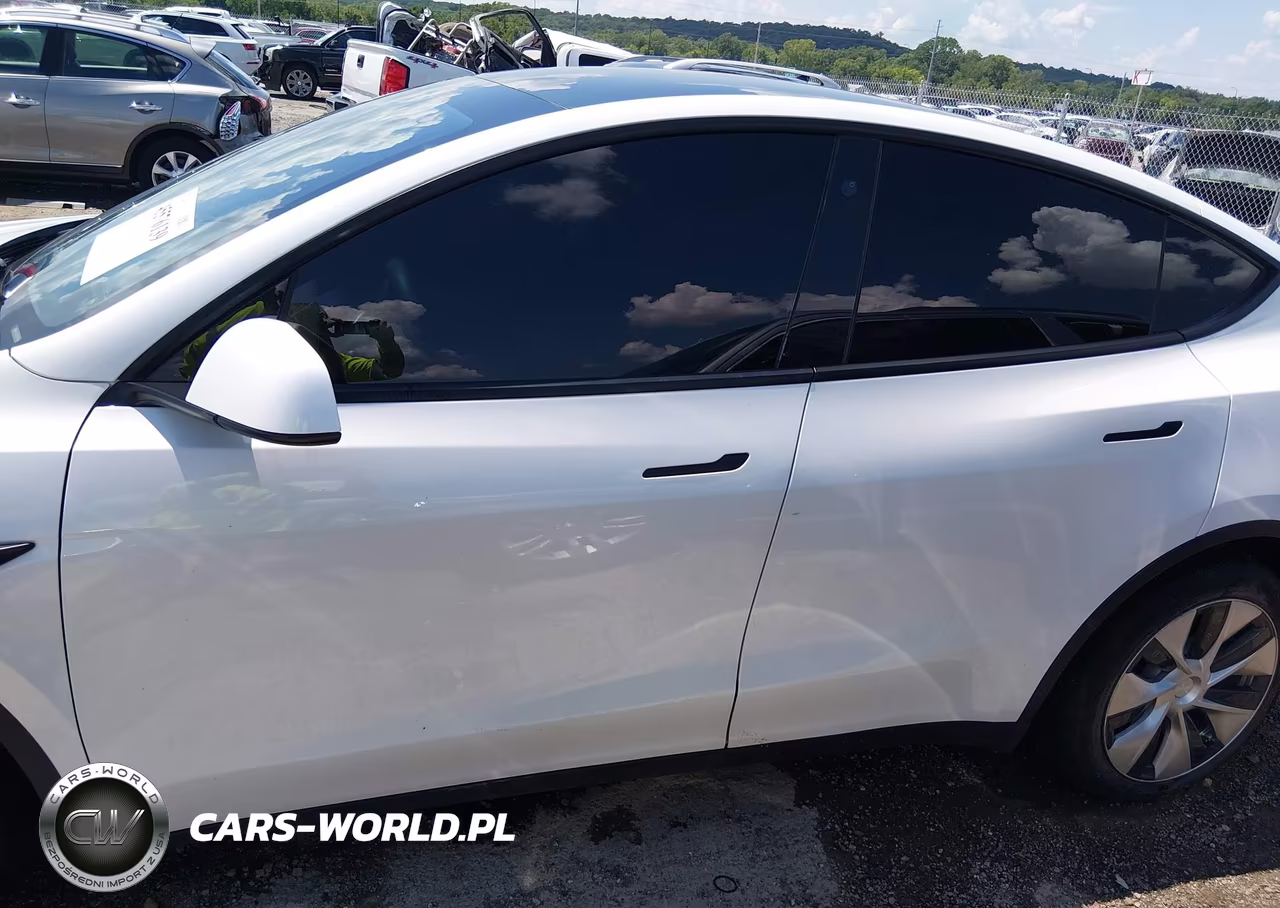 2021 Tesla Model Y Long Range Dual Motor All-Wheel Drive VIN:5YJYGDEE5MF244891 - 14