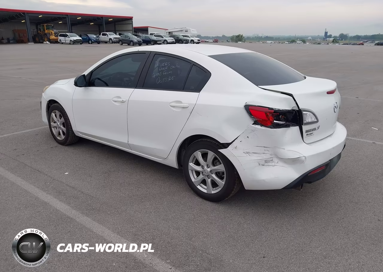 2011 Mazda Mazda3 I Touring VIN:JM1BL1VG7B1455971 - 3