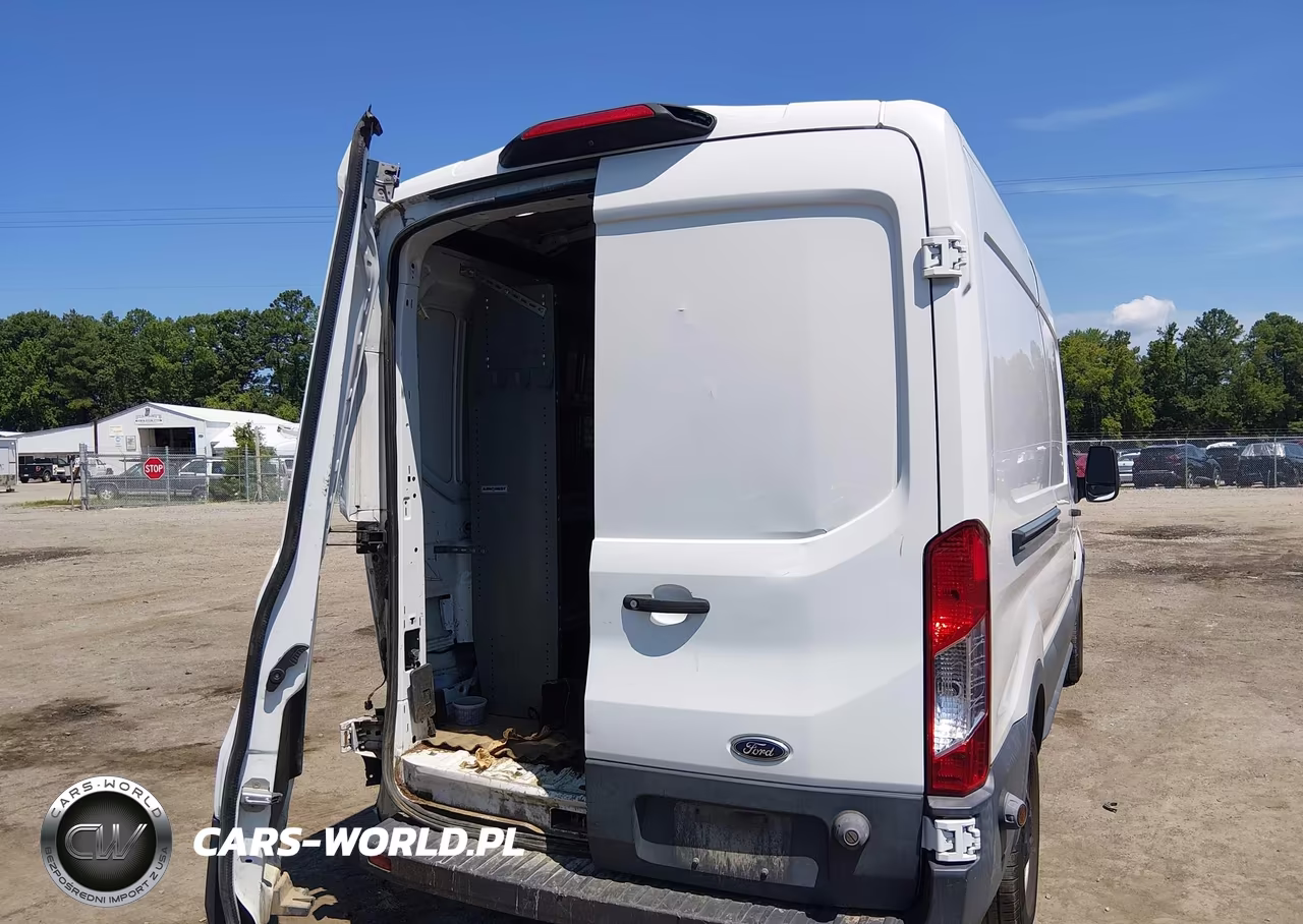 2018 Ford Transit-150 VIN:1FTYE2CM2JKA77974 - 4