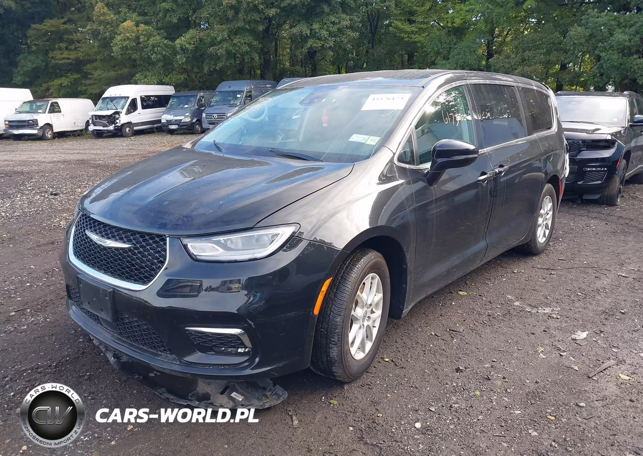 2024 Chrysler Pacifica Touring L VIN:2C4RC1BG8RR147121 - 2