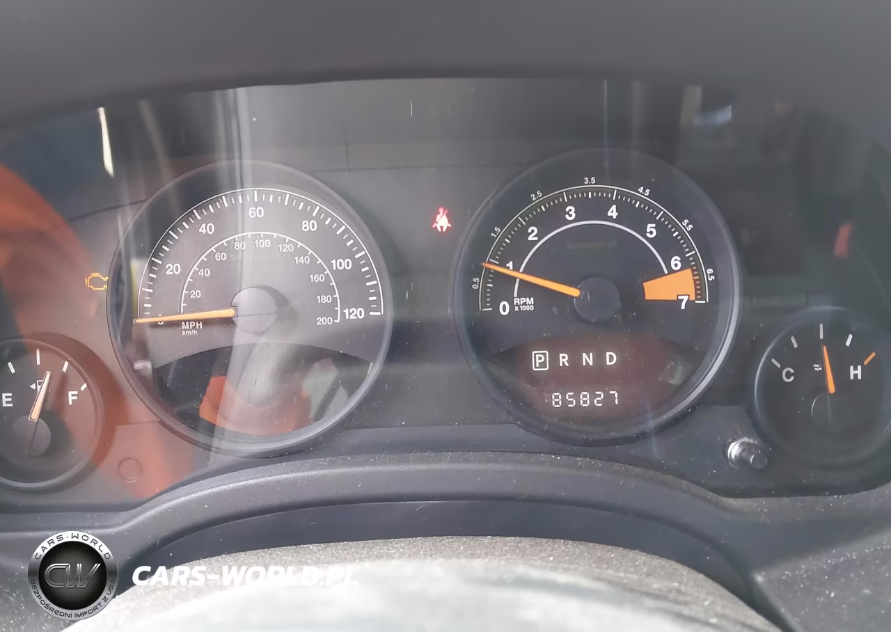 2016 Jeep Patriot Latitude VIN:1C4NJRFB4GD672176 - 7