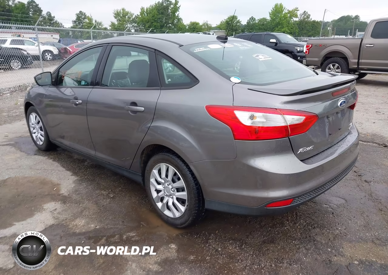 2013 Ford Focus Se VIN:1FADP3F2XDL370003 - 3