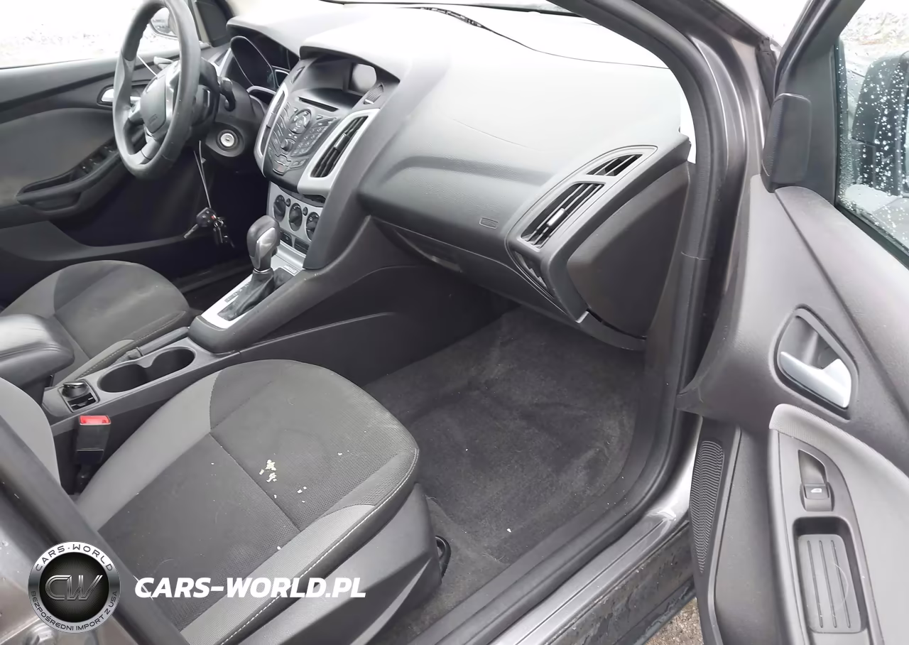 2013 Ford Focus Se VIN:1FADP3F2XDL370003 - 5