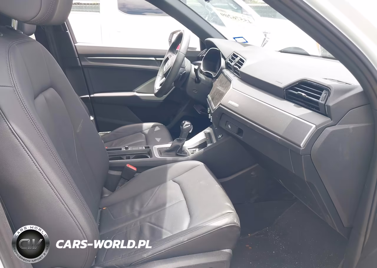 2025 Audi Q3 Premium 45 Tfsi S Line Quattro Tiptronic VIN:WA1DECF37S1082600 - 5