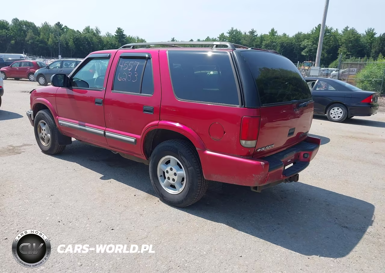 2000 Chevrolet Blazer Ls VIN:1GNDT13WXY2166807 - 3