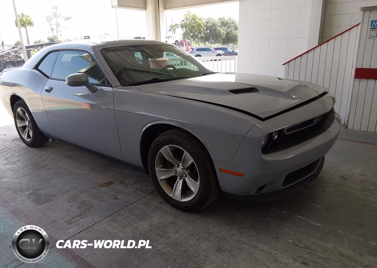 2020 Dodge Challenger Sxt VIN:2C3CDZAG1LH237005 - 1