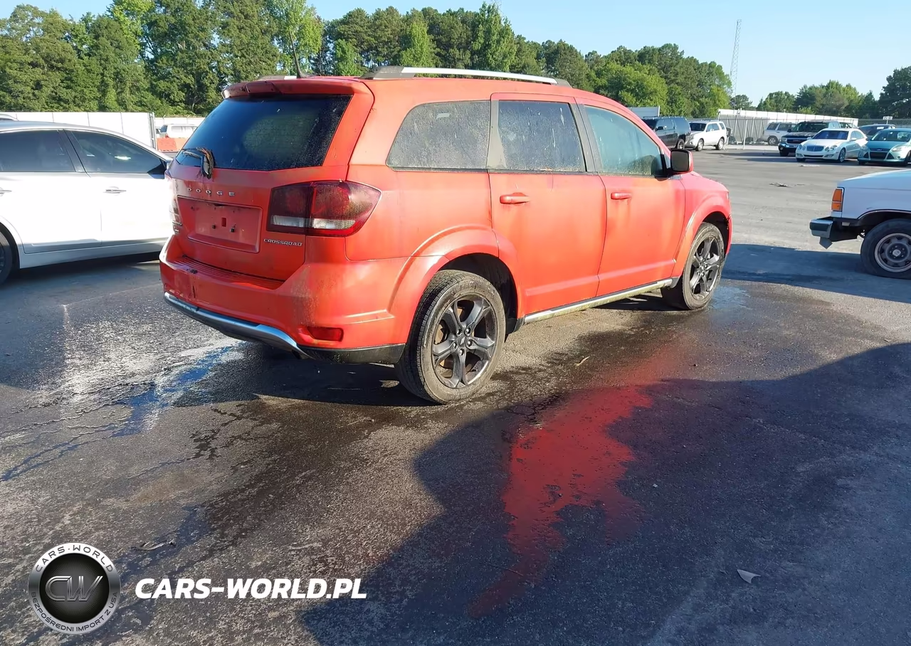 2019 Dodge Journey Crossroad VIN:3C4PDCGB7KT836874 - 4
