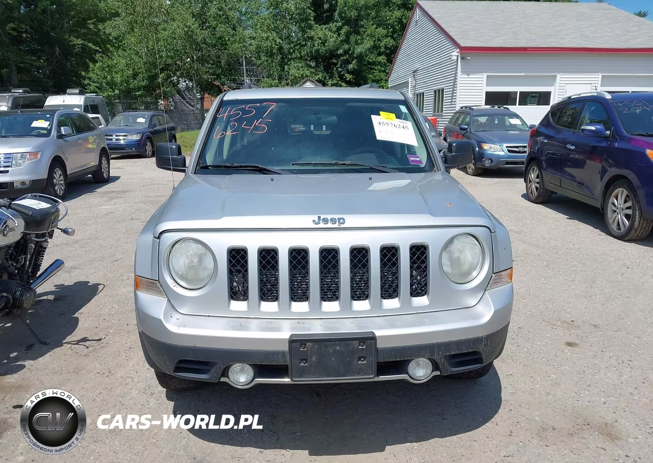 2011 Jeep Patriot Latitude X VIN:1J4NF4GB4BD166935 - 13