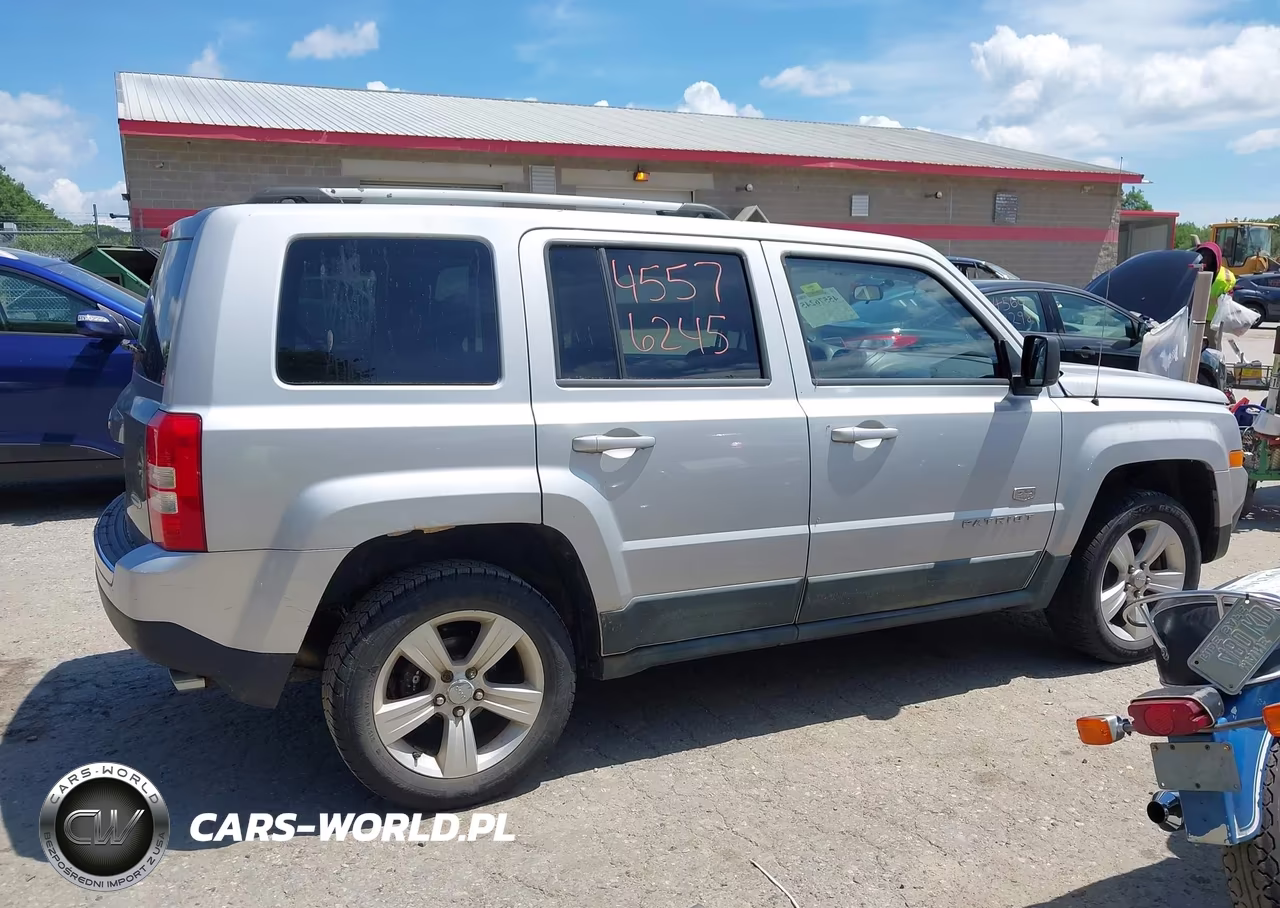 2011 Jeep Patriot Latitude X VIN:1J4NF4GB4BD166935 - 14