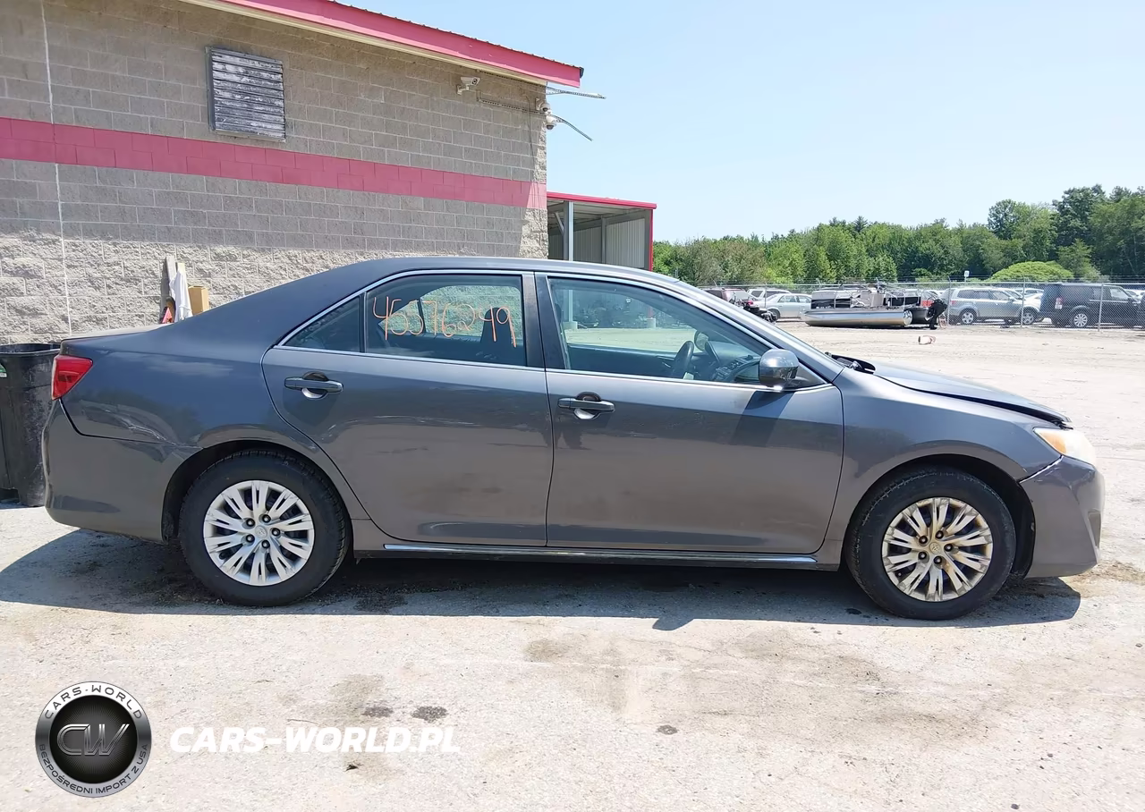 2014 Toyota Camry Le VIN:4T4BF1FK1ER365360 - 14
