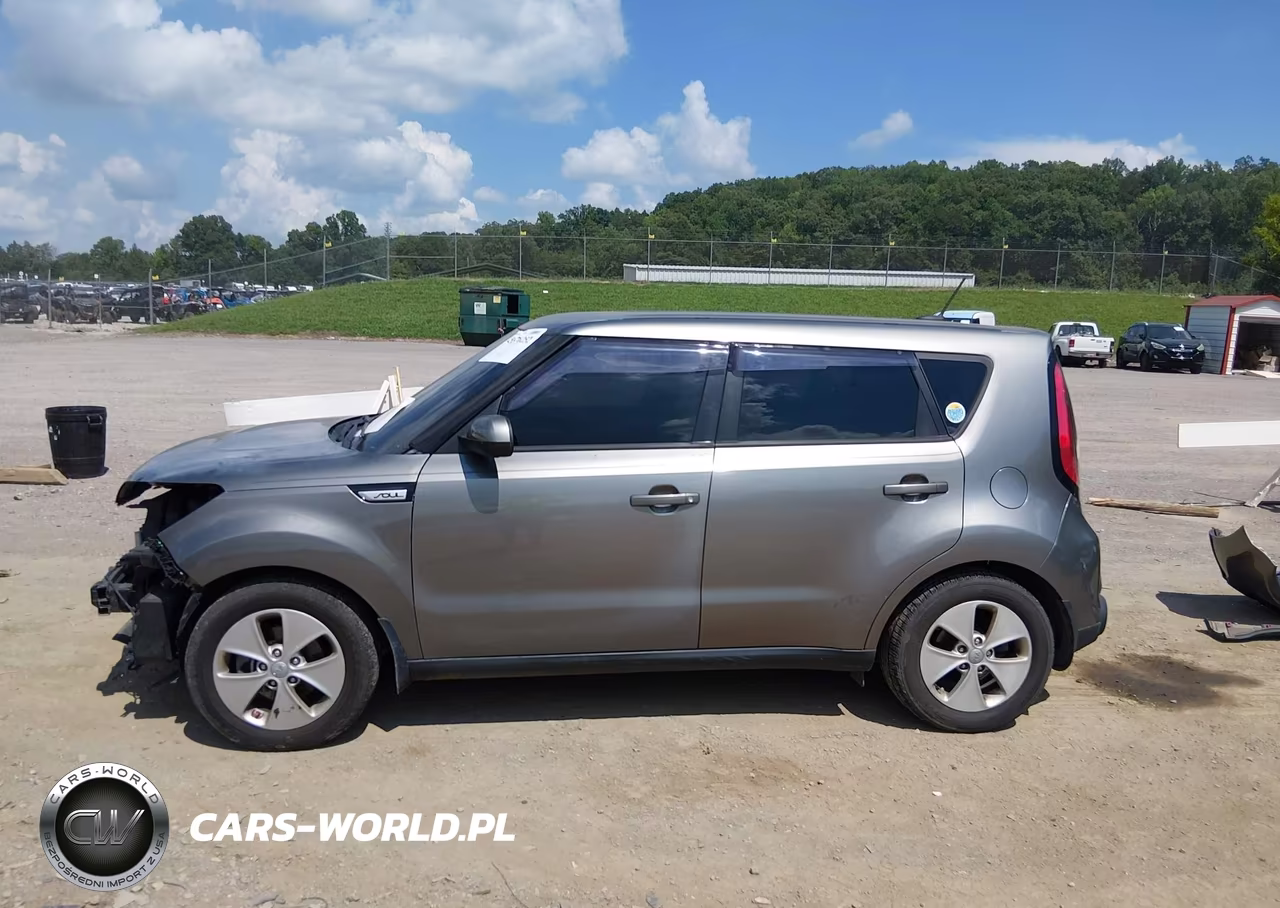 2015 Kia Soul VIN:KNDJN2A21F7168036 - 15