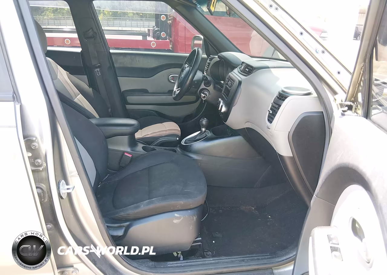 2015 Kia Soul VIN:KNDJN2A21F7168036 - 5