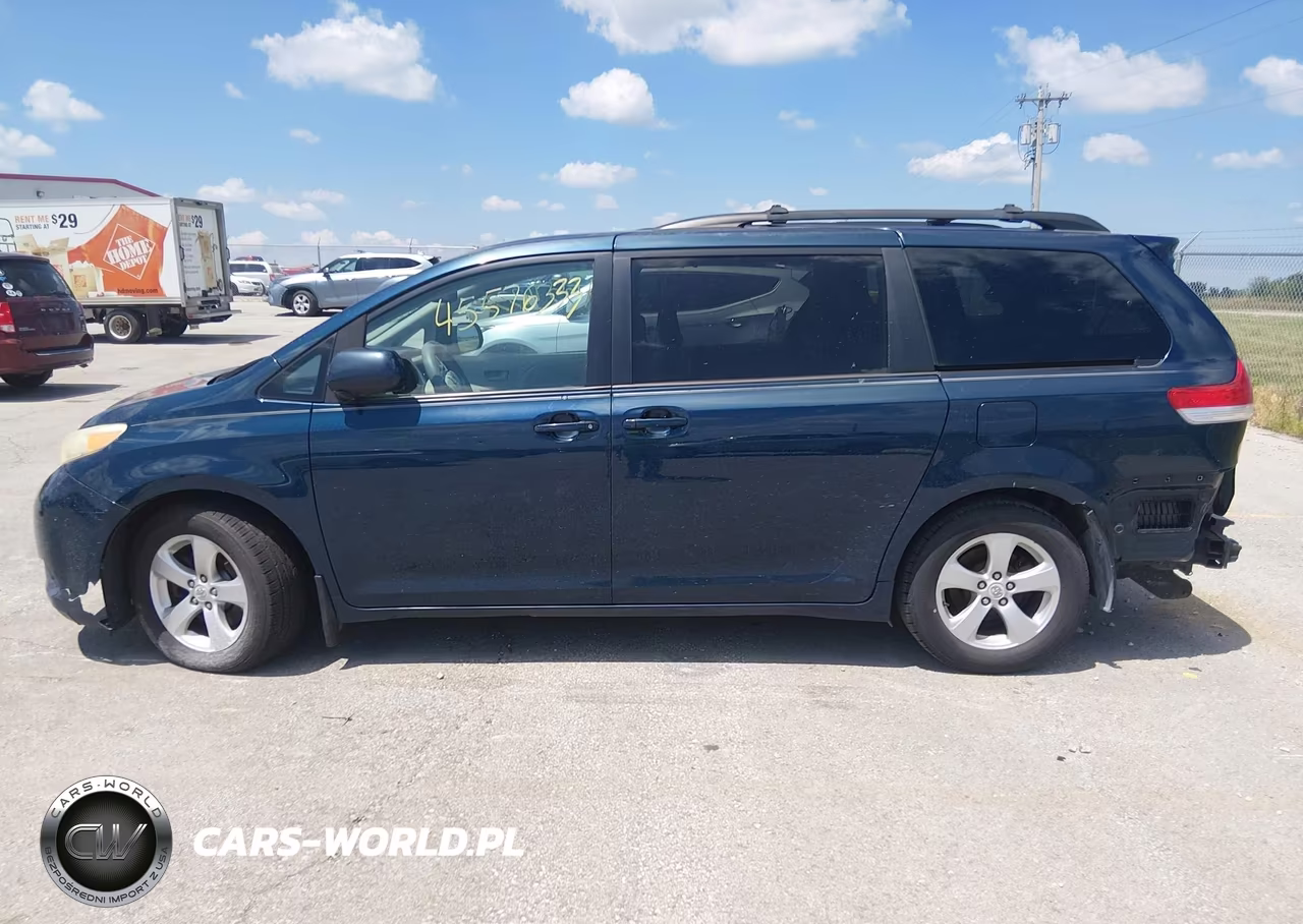 2011 Toyota Sienna Le V6 VIN:5TDKK3DC3BS097591 - 14