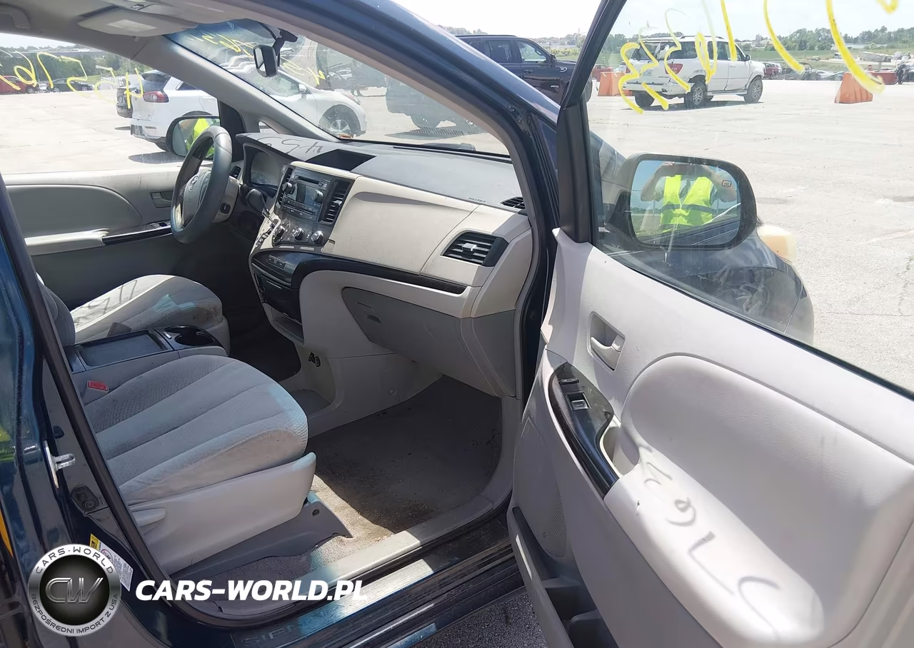 2011 Toyota Sienna Le V6 VIN:5TDKK3DC3BS097591 - 5