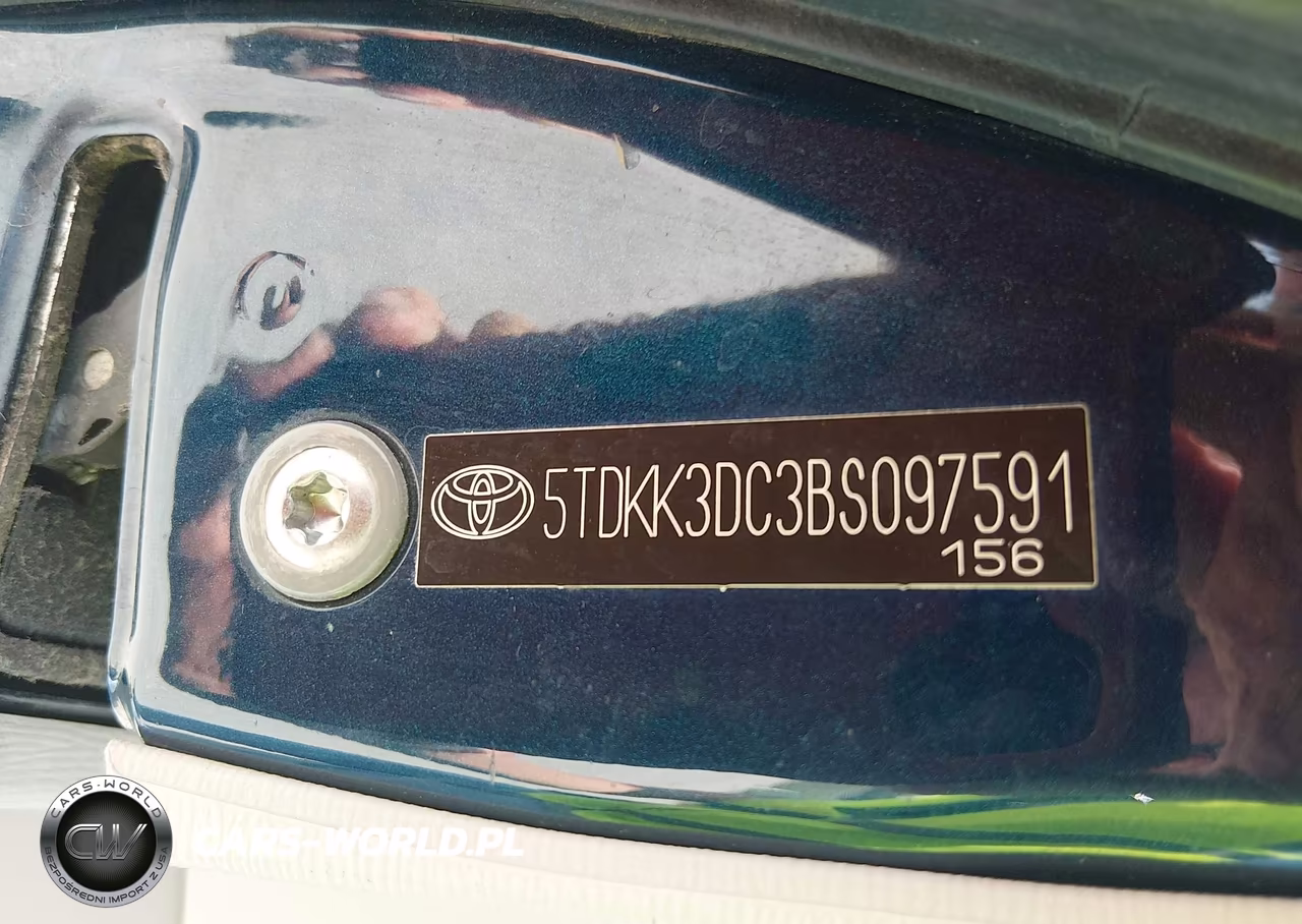 2011 Toyota Sienna Le V6 VIN:5TDKK3DC3BS097591 - 9