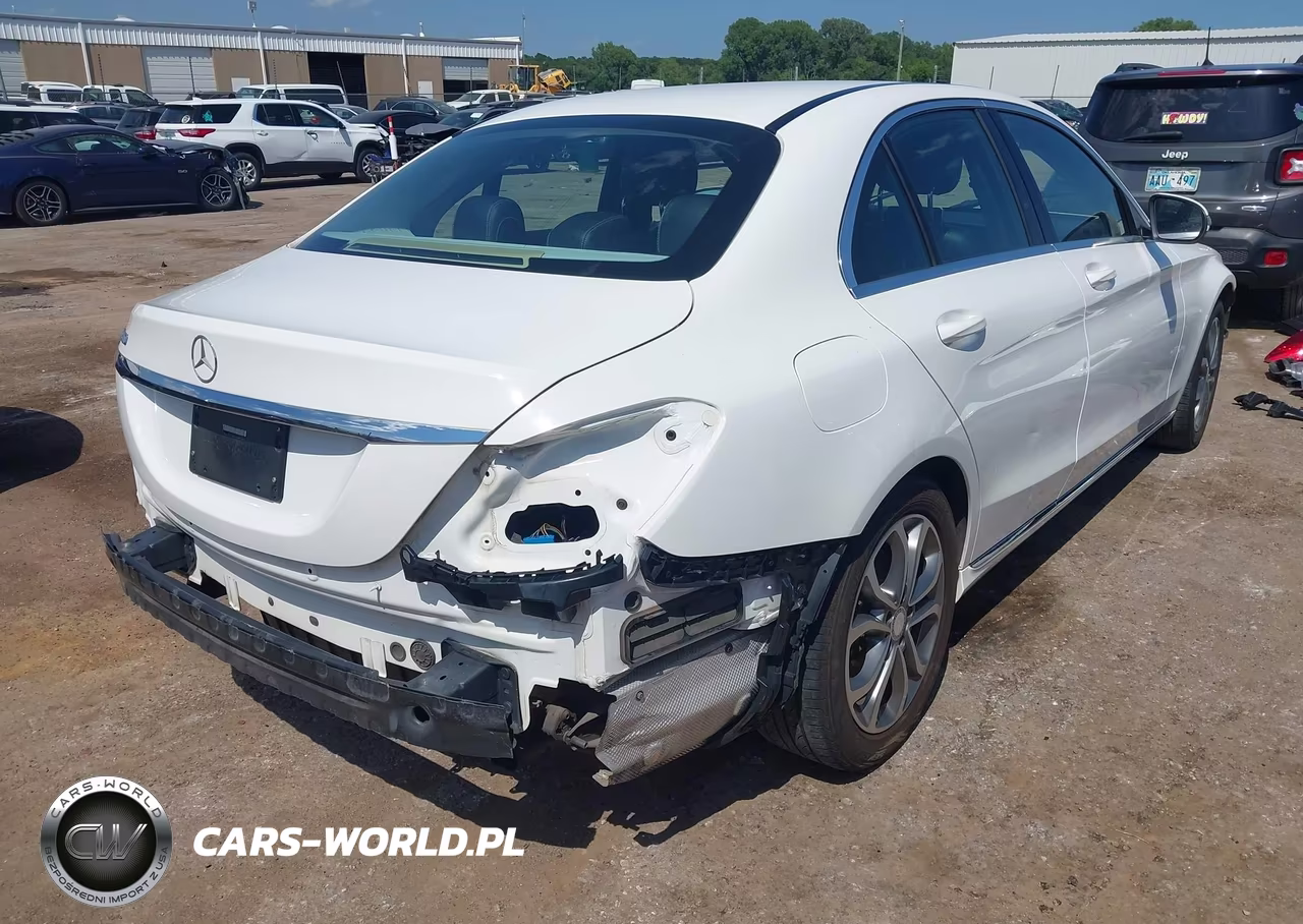 2016 Mercedes-Benz C 300 VIN:55SWF4JB1GU151178 - 4