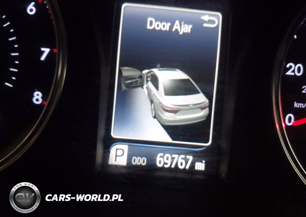 2017 Toyota Camry Le VIN:4T1BF1FK2HU666105 - 16