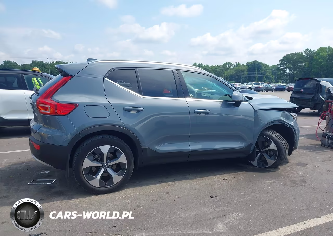 2023 Volvo Xc40 B5 Plus Bright Theme VIN:YV4L12UNXP2911251 - 14