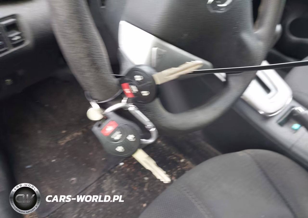 2013 Nissan Sentra S VIN:3N1AB7AP6DL745575 - 11