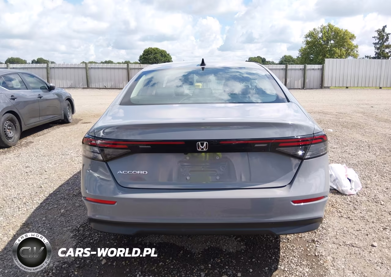 2025 Honda Accord Se VIN:1HGCY1F45SA070887 - 15