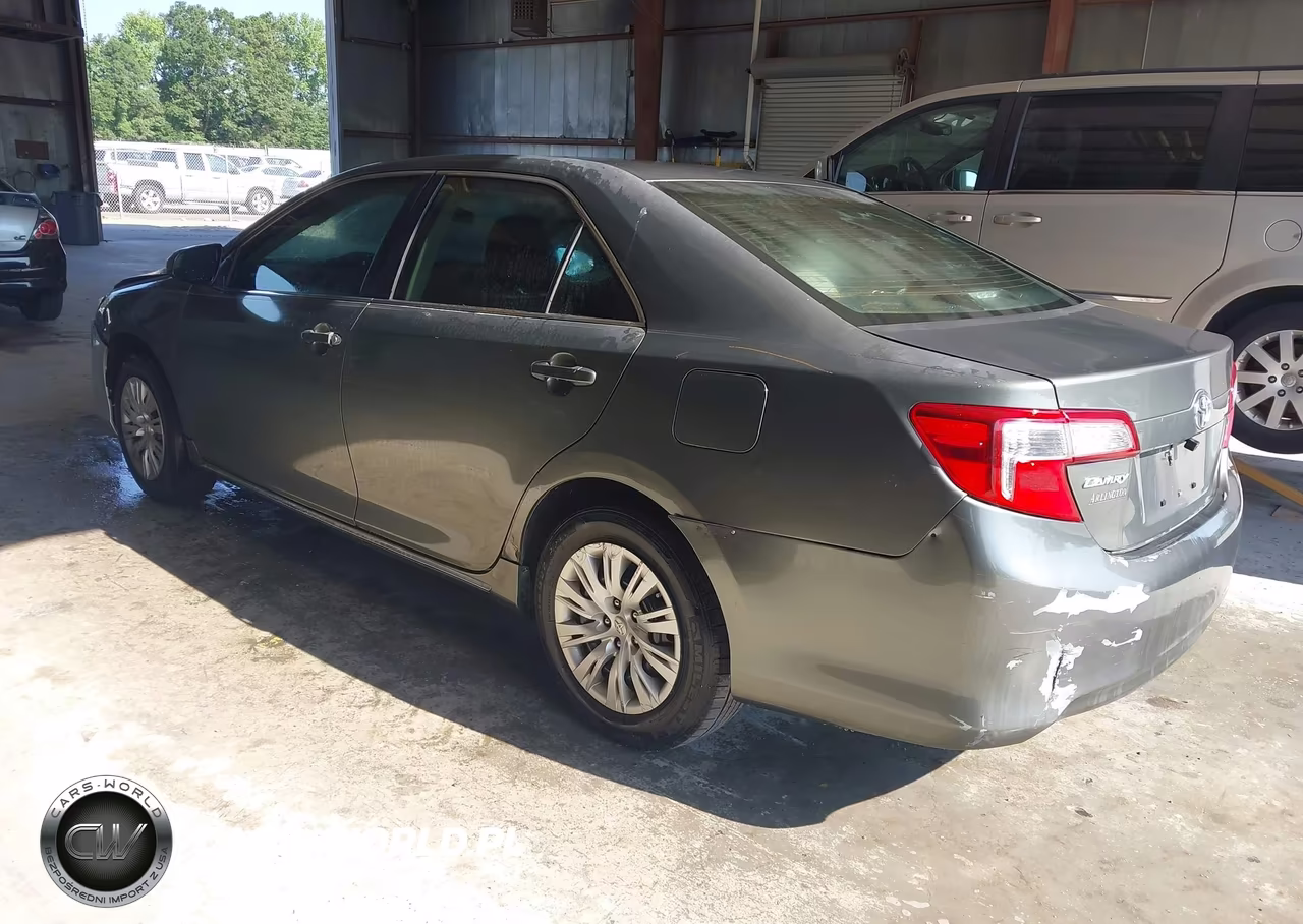 2012 Toyota Camry Le VIN:4T1BF1FK3CU633946 - 3