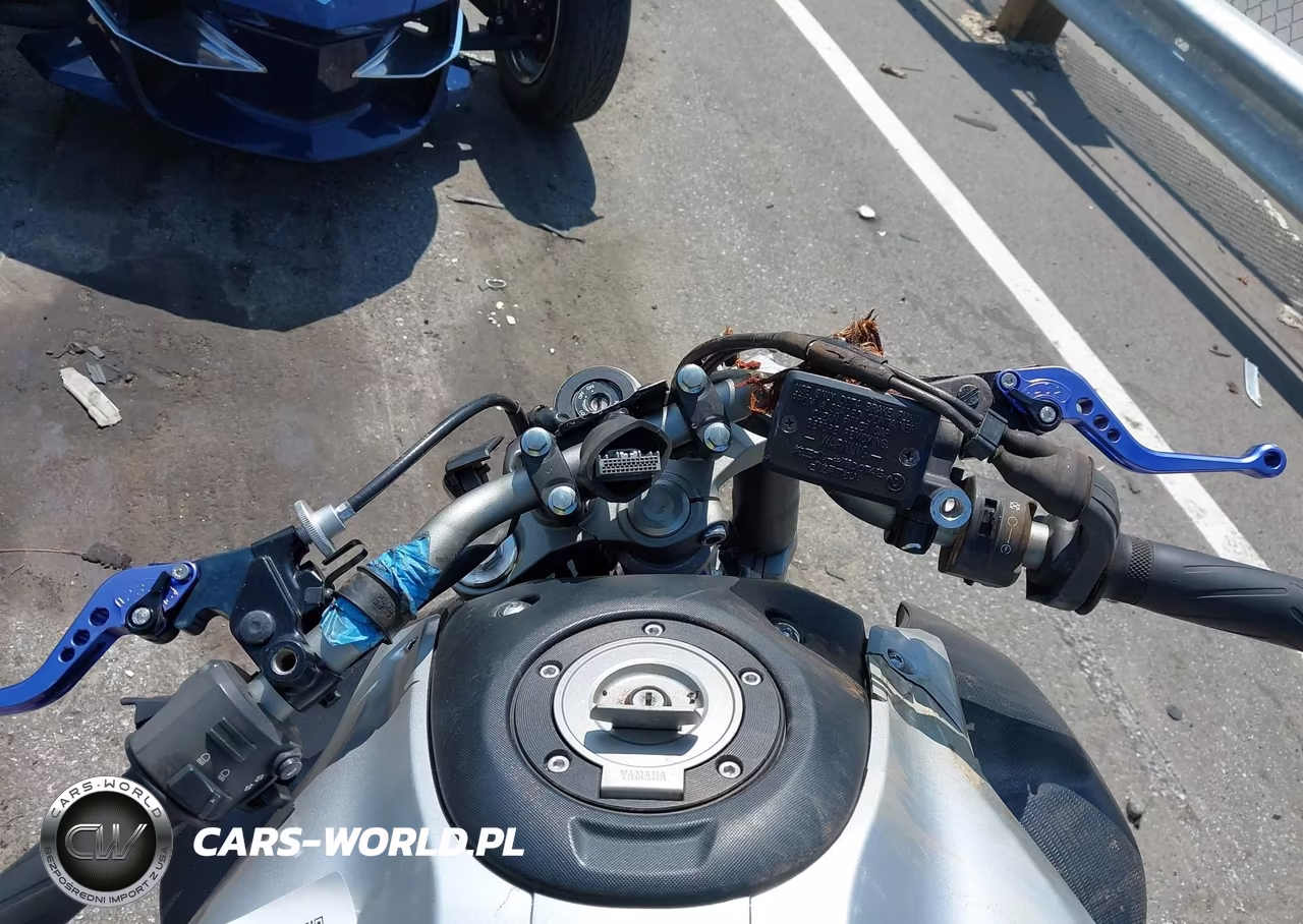 2016 Yamaha Fz07 VIN:JYARM06E8GA007633 - 7