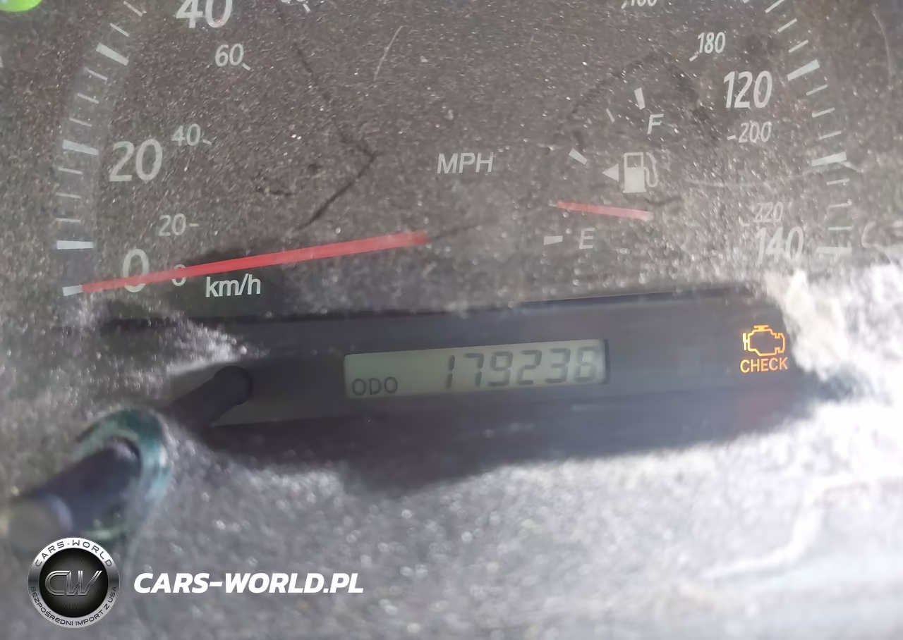 2002 Toyota Camry Le VIN:4T1BE32K72U056891 - 7