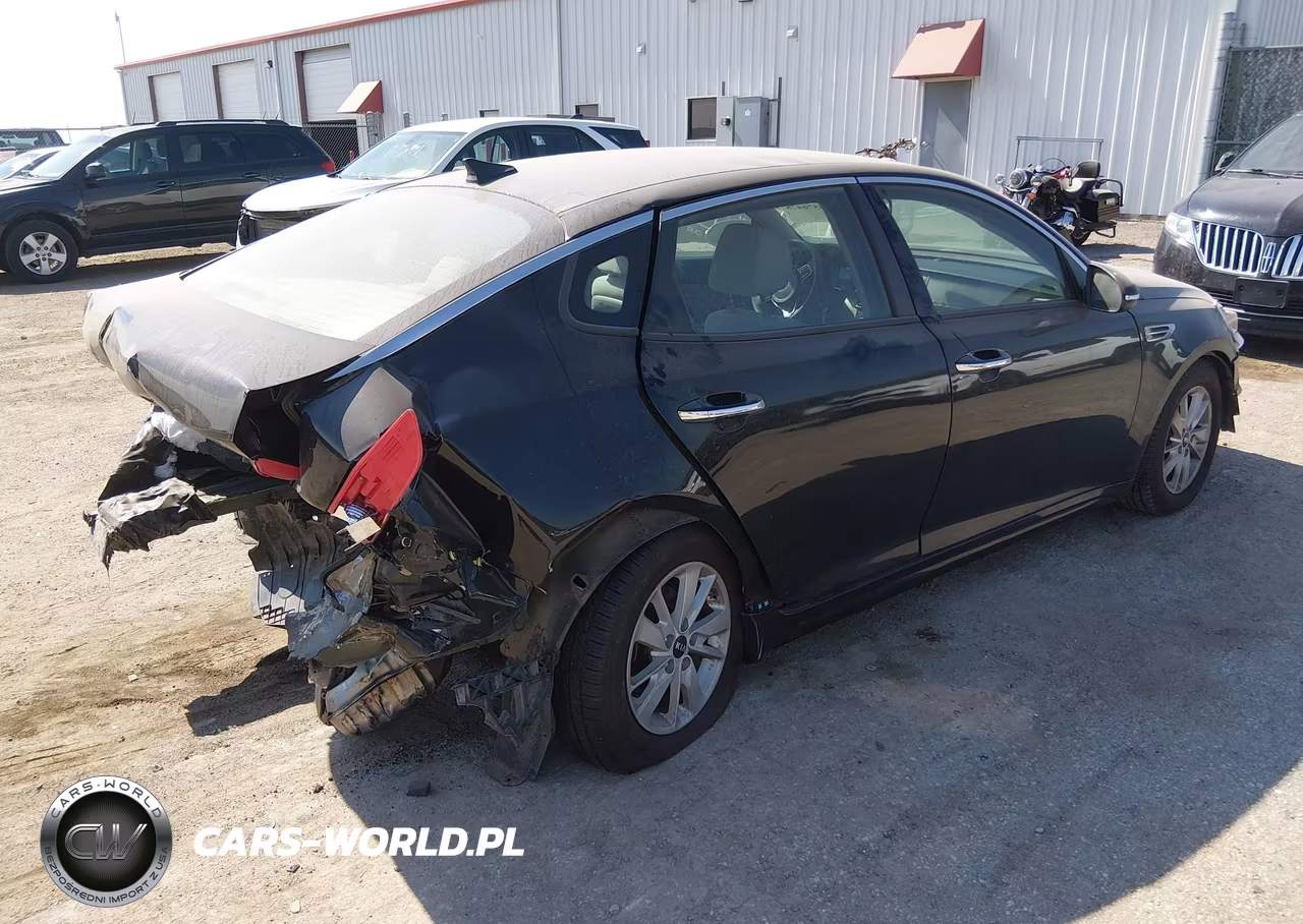 2017 Kia Optima Lx VIN:5XXGT4L30HG152566 - 4