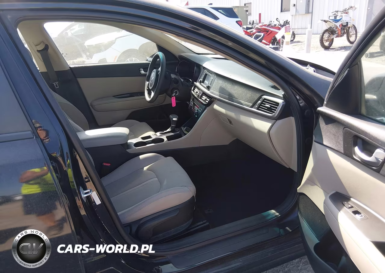 2017 Kia Optima Lx VIN:5XXGT4L30HG152566 - 5