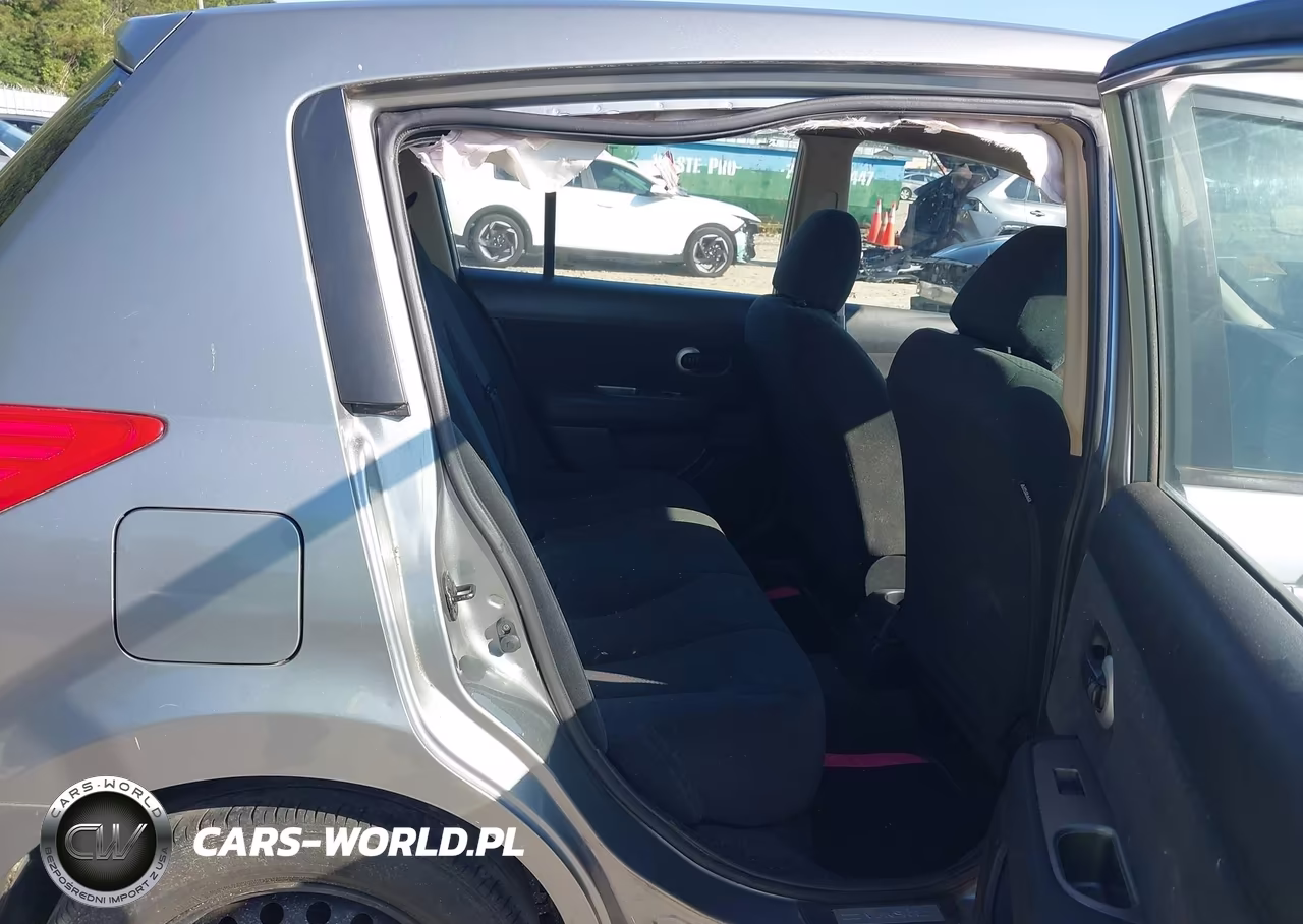 2011 Nissan Versa 1.8S VIN:3N1BC1CP7BL504441 - 8