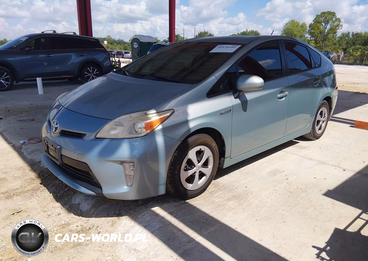 2013 Toyota Prius Two VIN:JTDKN3DU5D5686876 - 2