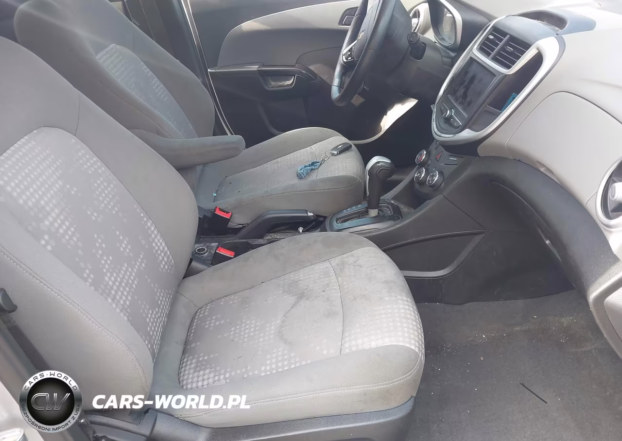 2020 Chevrolet Sonic VIN:1G1JG6SB1L4132109 - 5