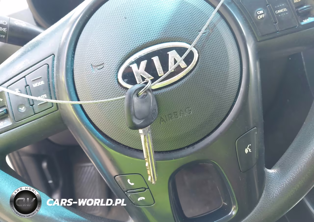 2012 Kia Soul VIN:KNDJT2A51C7399742 - 11