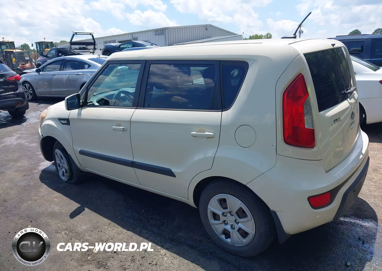 2012 Kia Soul VIN:KNDJT2A51C7399742 - 3